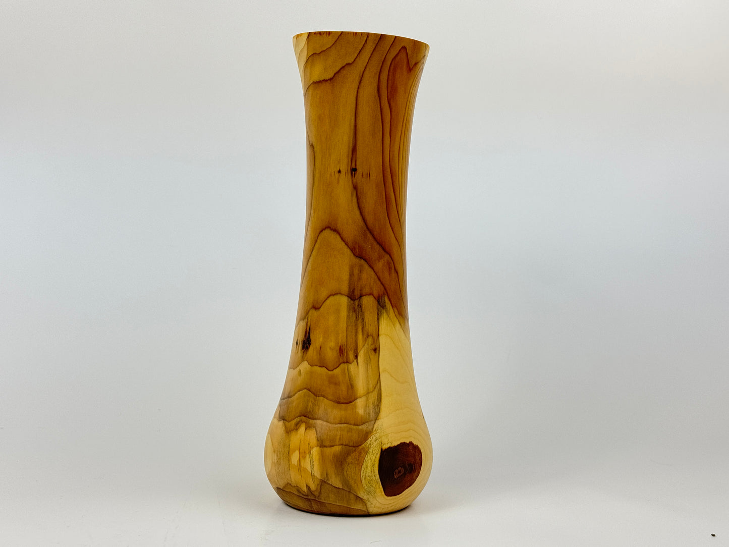 Penzance Yew no 3 Vase