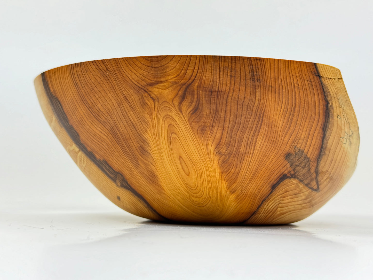 Truro Yew bowl - 23cm