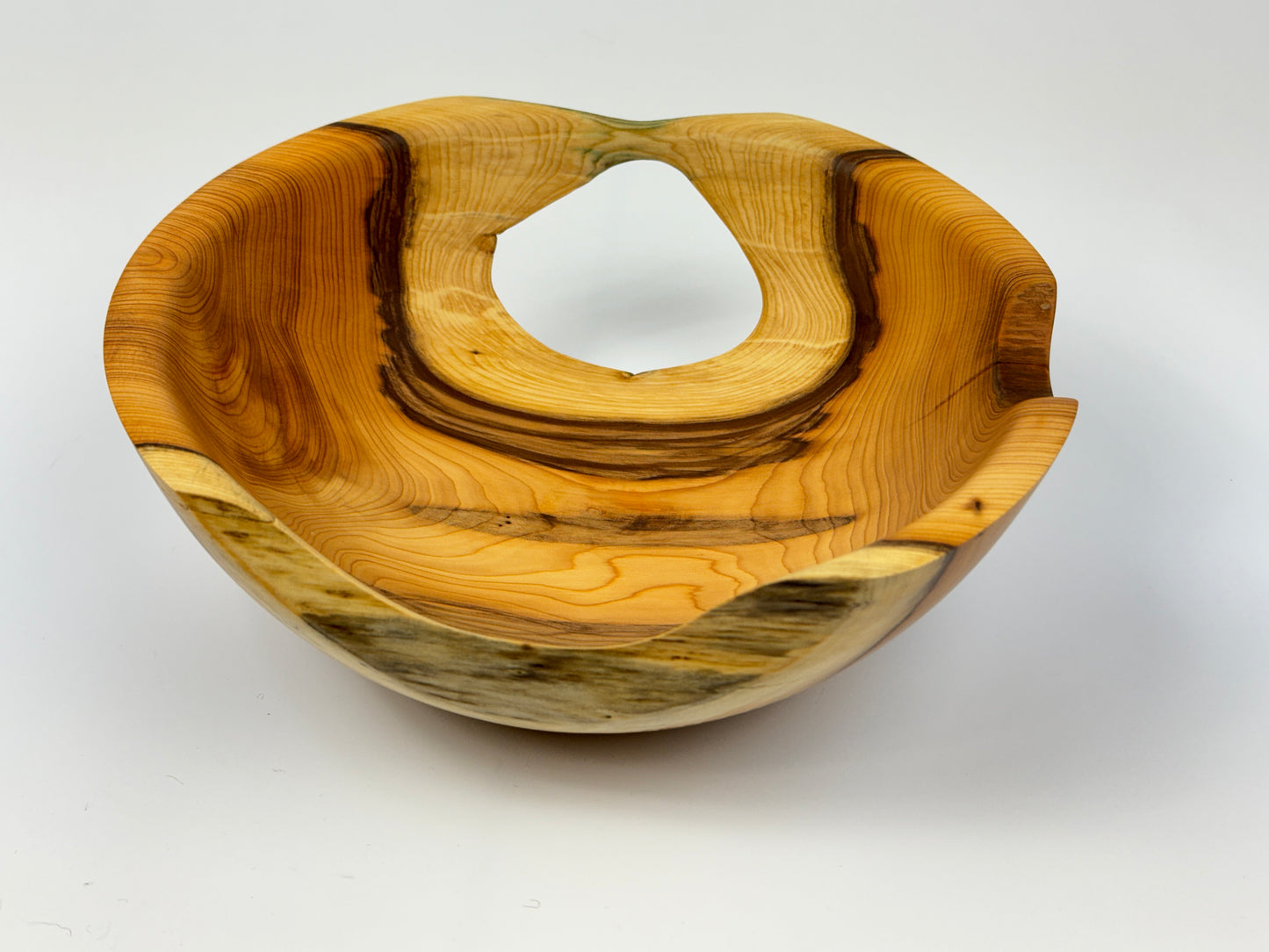 Truro Yew bowl - 23cm