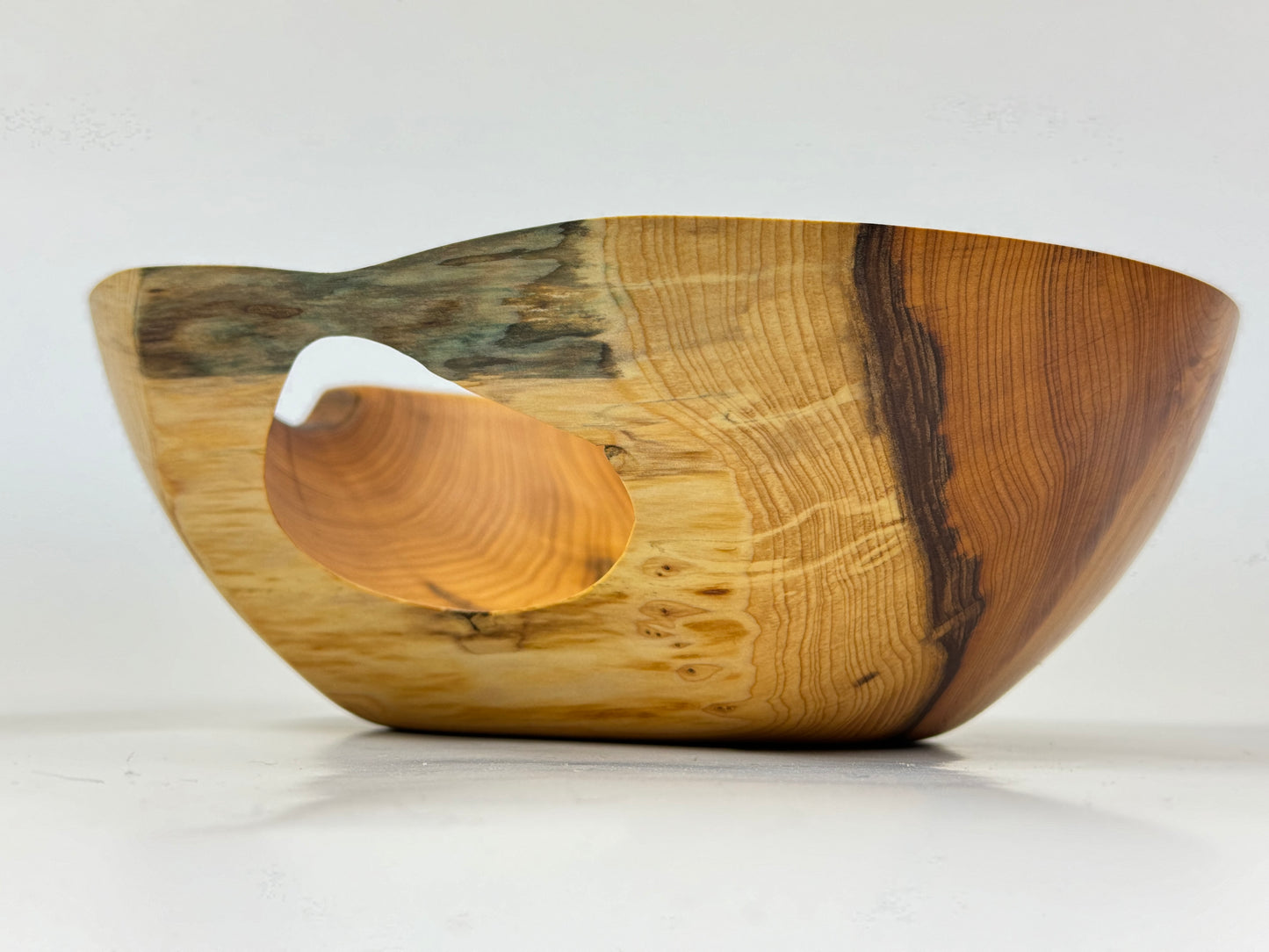 Truro Yew bowl - 23cm