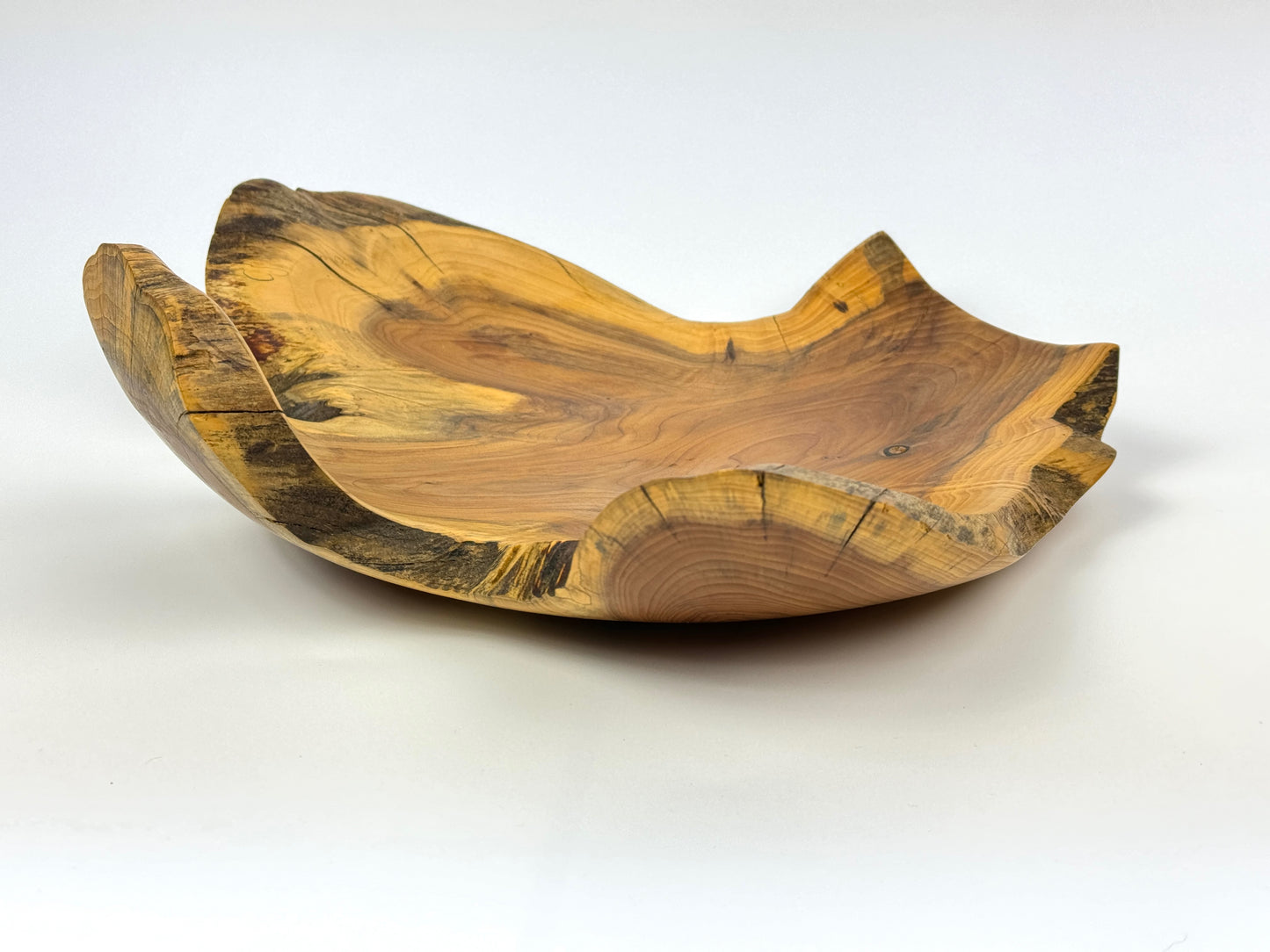 Truro Yew bowl no. 29 - 33cm