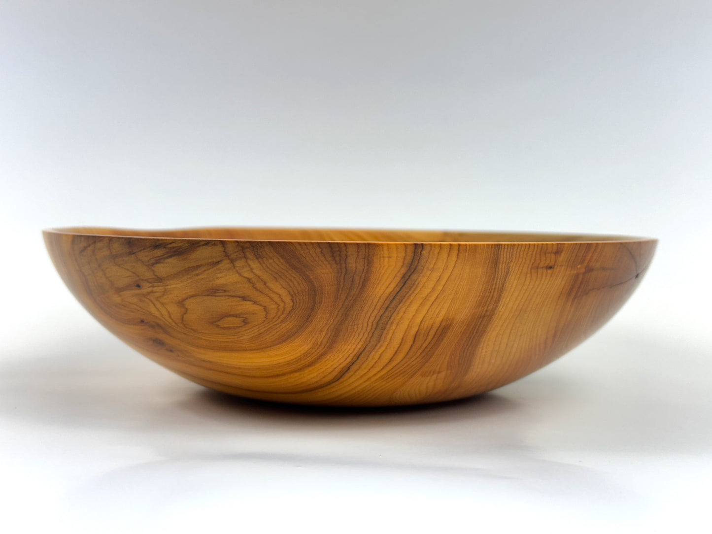 Truro Yew bowl - 21cm