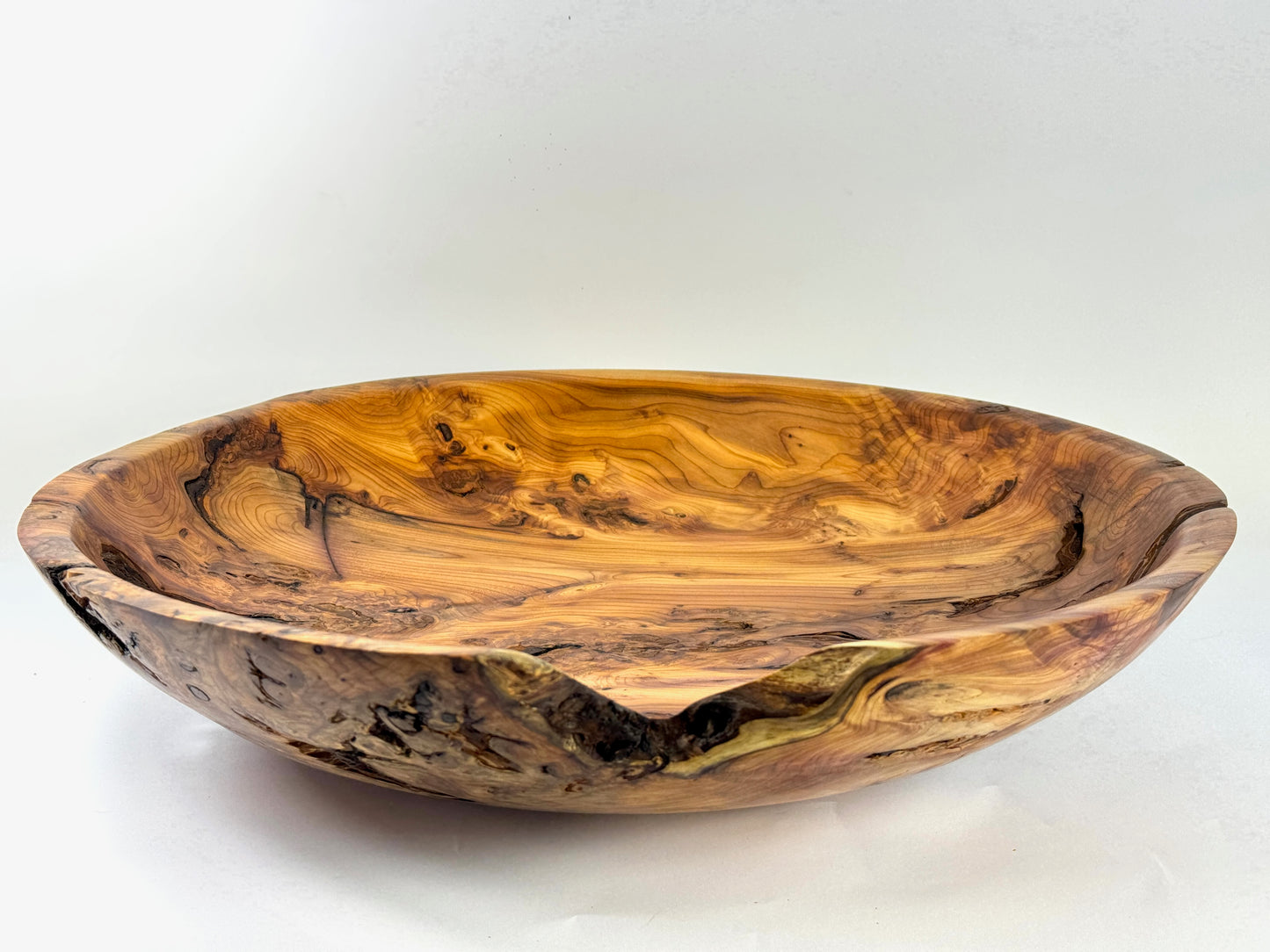Penzance Yew no. 10 bowl - 47cm