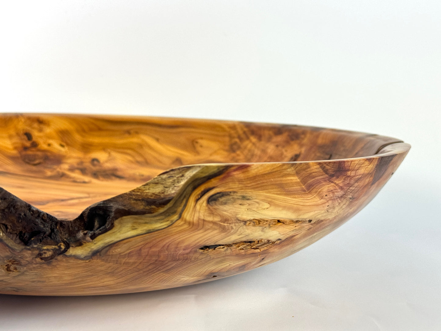 Penzance Yew no. 10 bowl - 47cm