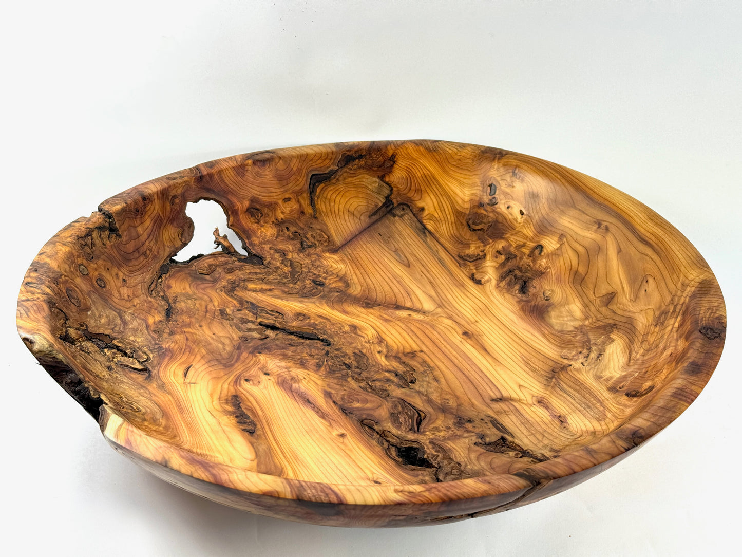 Penzance Yew no. 10 bowl - 47cm