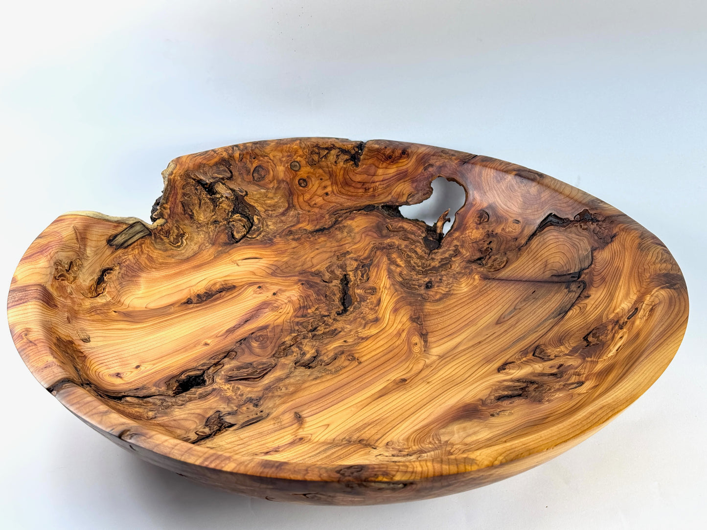 Penzance Yew no. 10 bowl - 47cm