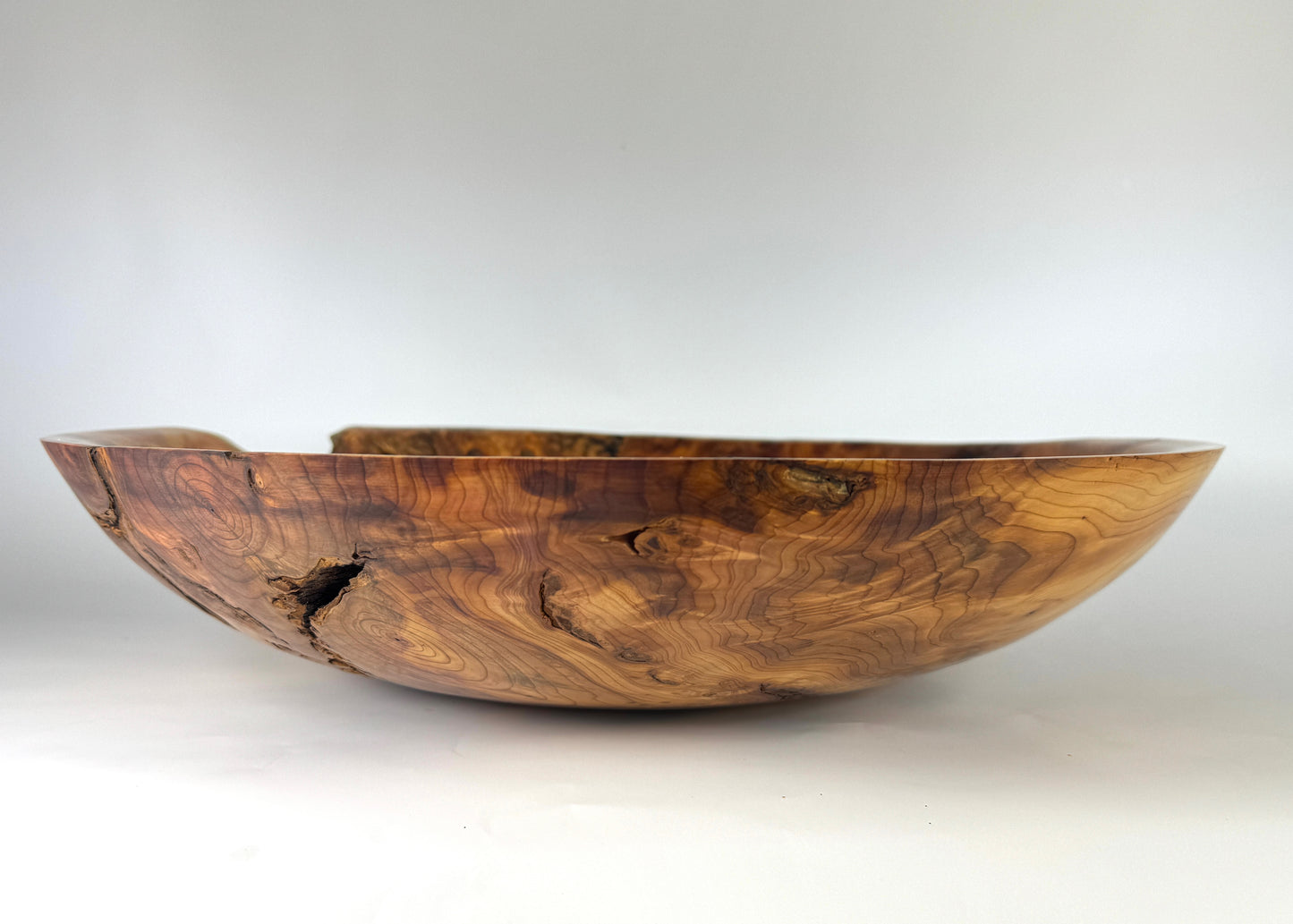 Penzance Yew no. 10 bowl - 47cm