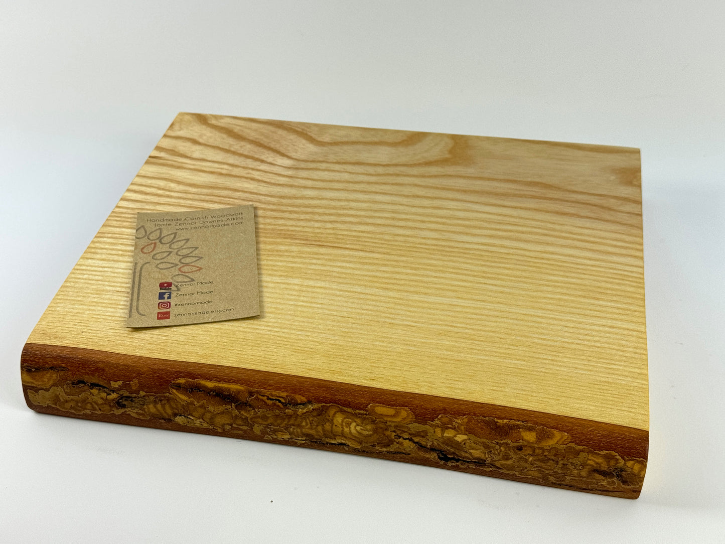 Cornish Ash 25 x 21cm cutting board