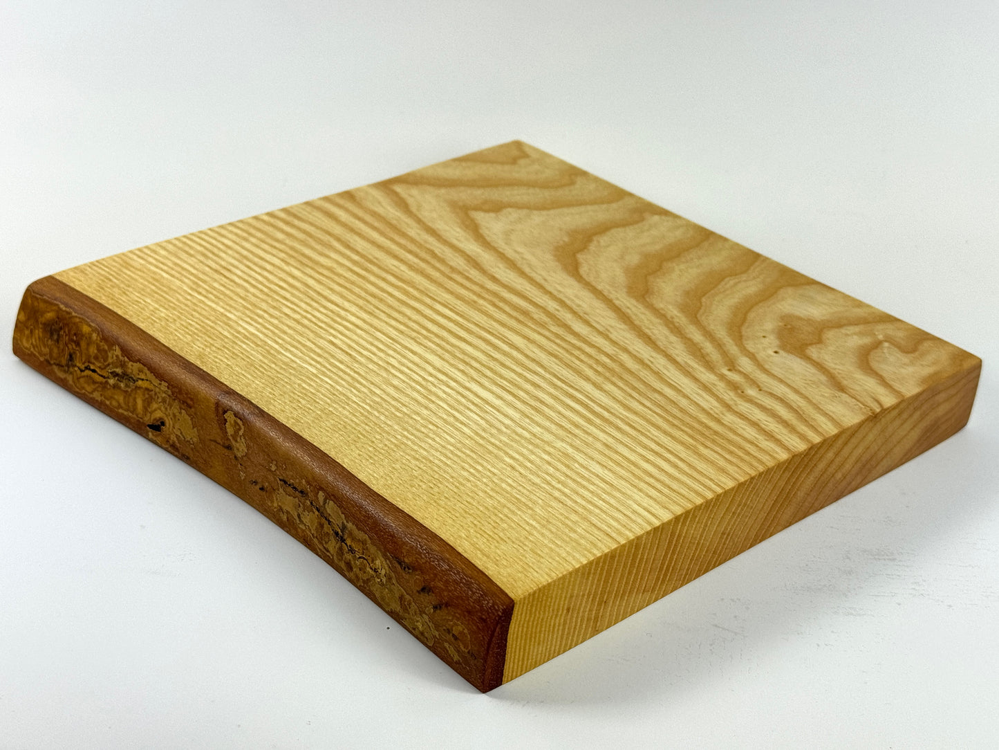 Cornish Ash 25 x 22cm cutting board