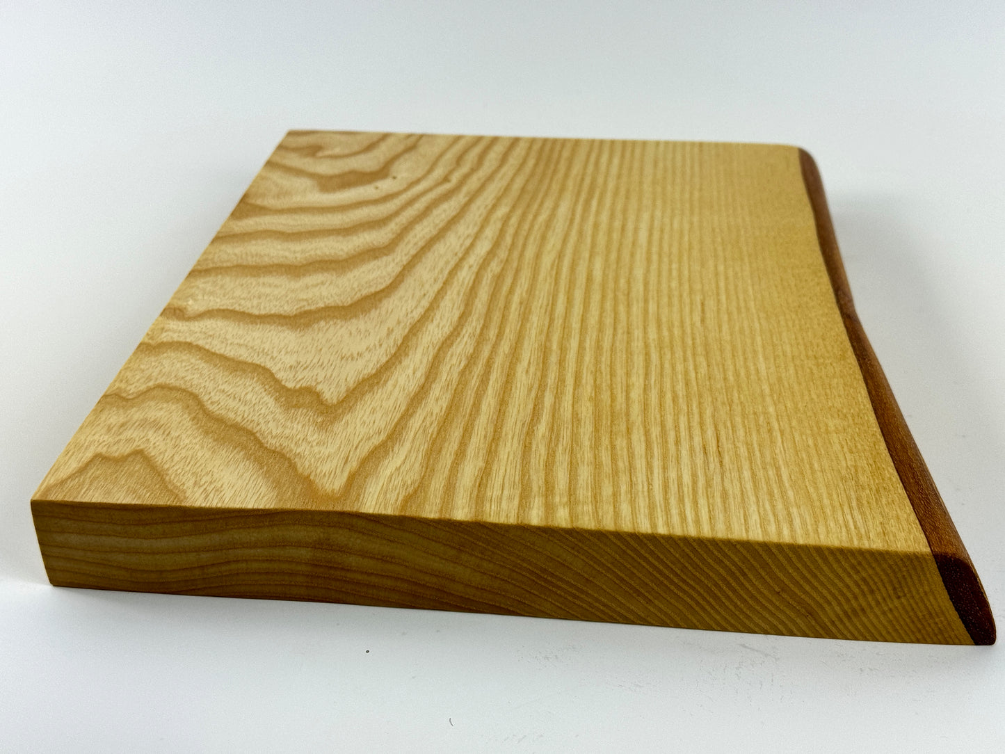 Cornish Ash 25 x 22cm cutting board