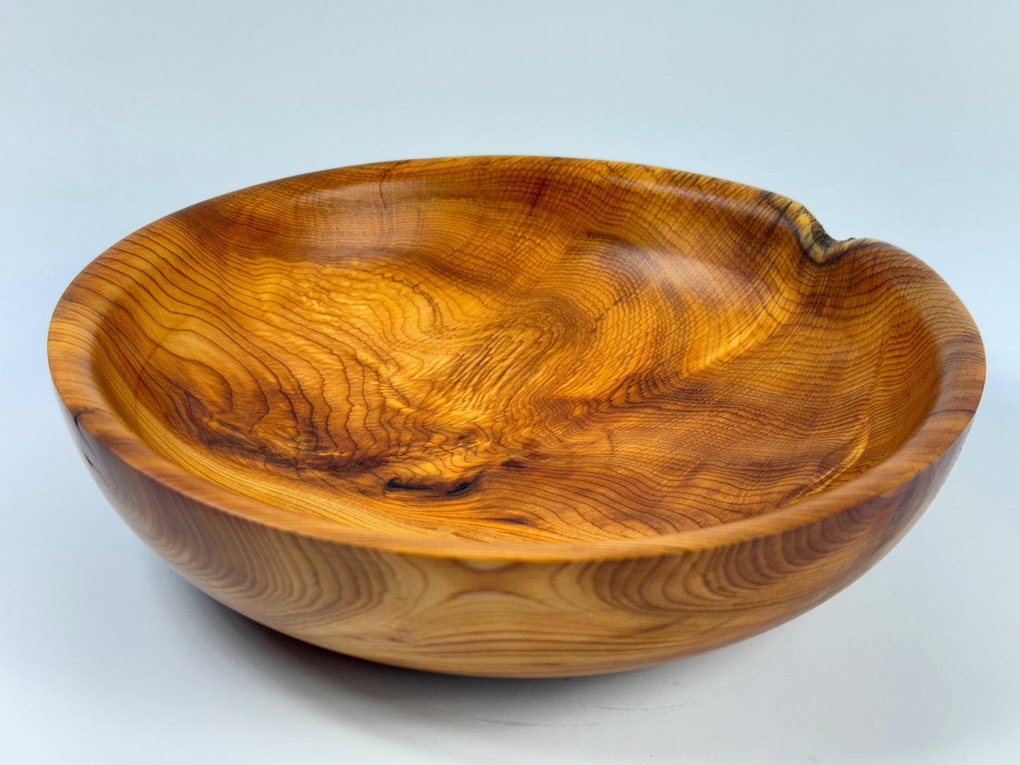 Truro Yew no. 38 bowl - 21cm