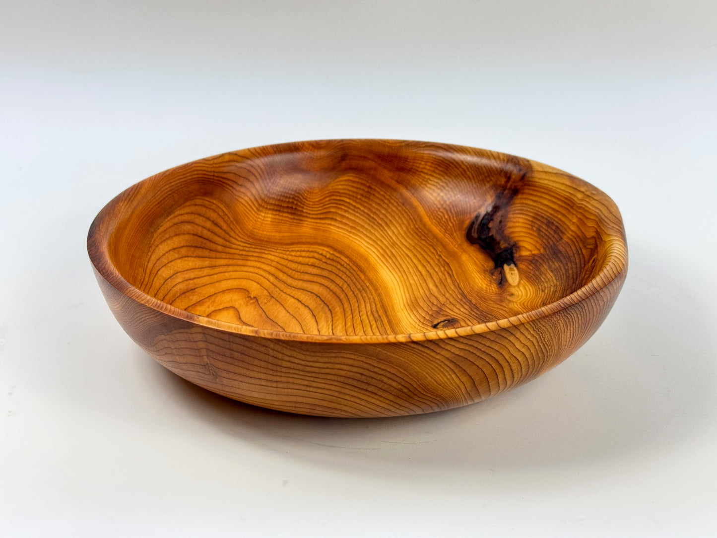 Truro Yew no. 39 bowl - 23cm