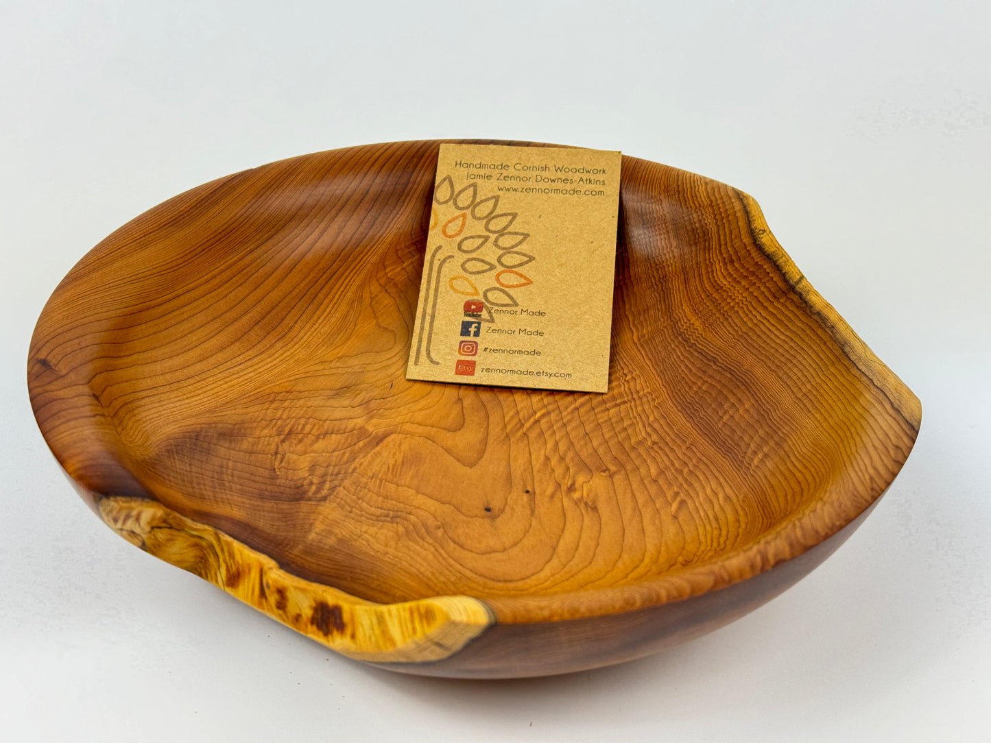 Cornish Yew bowl 21cm