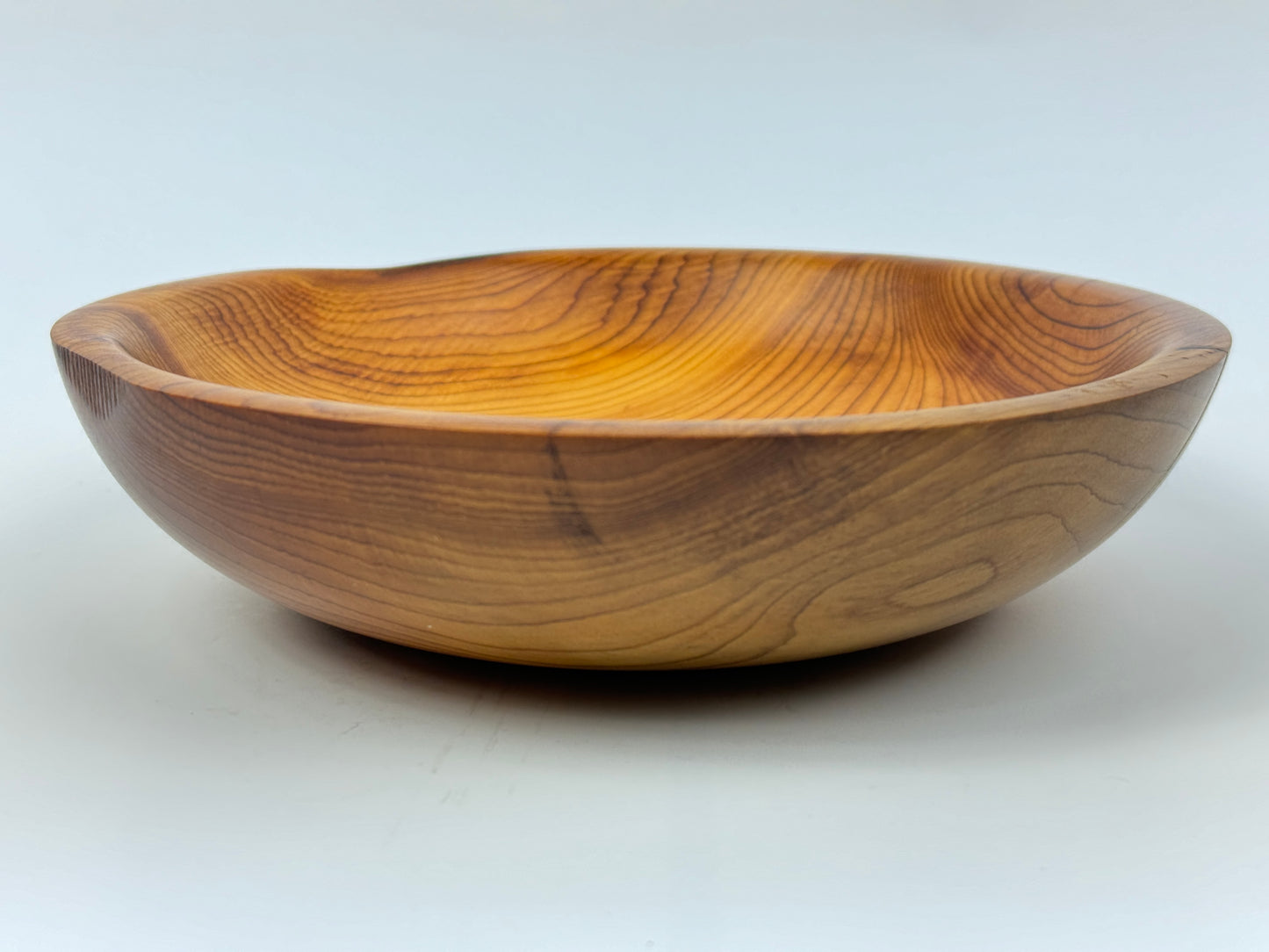 Truro Yew bowl - 21cm