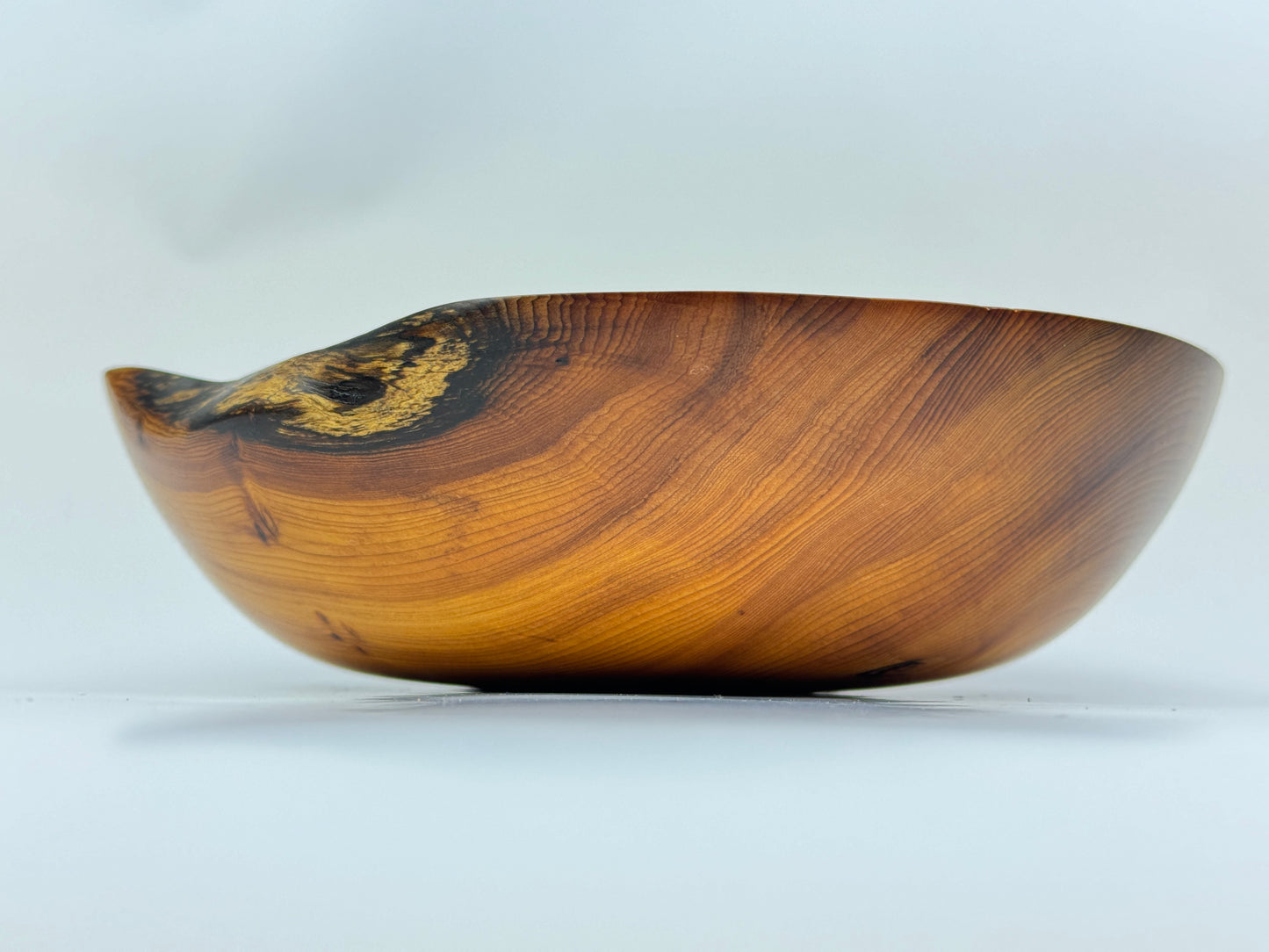 Truro Yew bowl - 21.5cm
