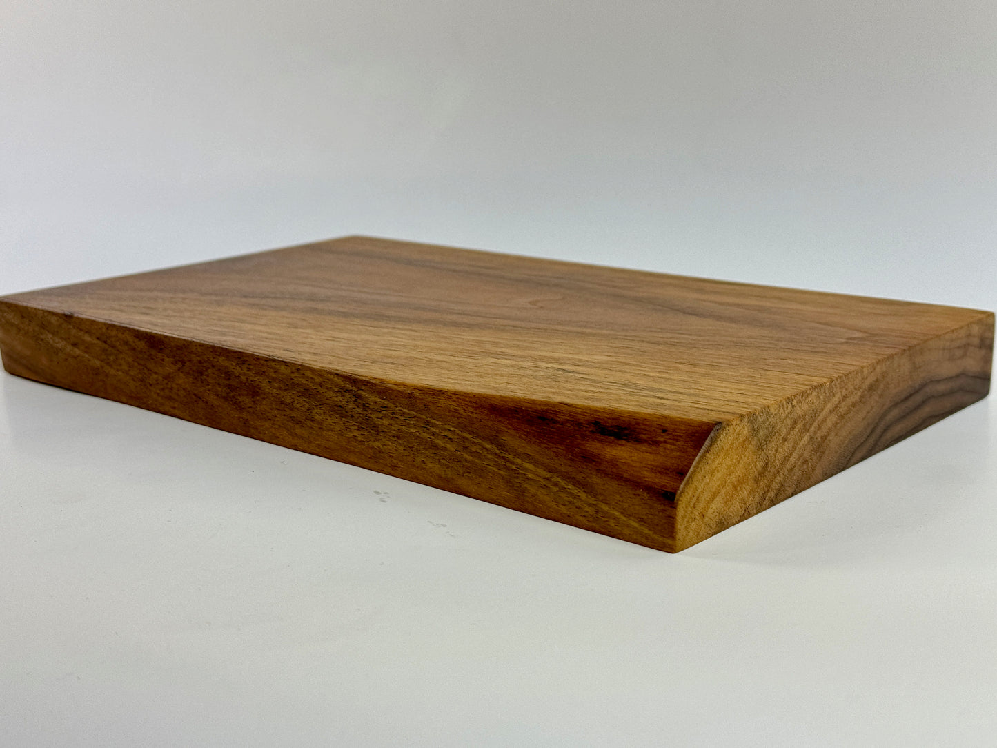 Walnut Chopping board 29 x 18cm