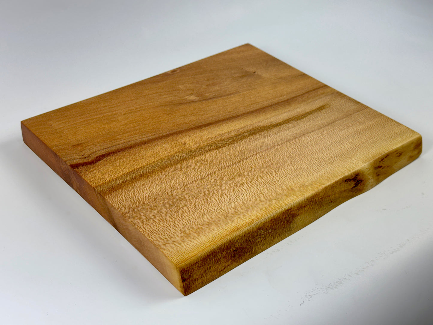 London Plane 28 x 24cm Chopping Board