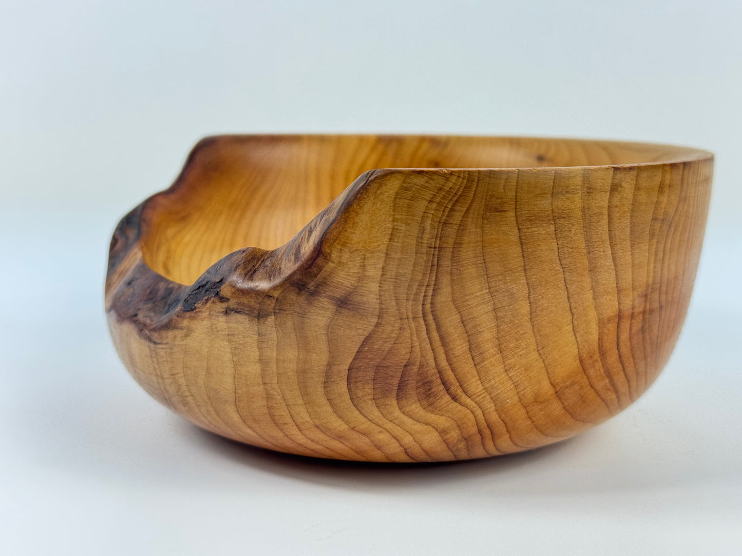 Cornish Yew bowl 15cm