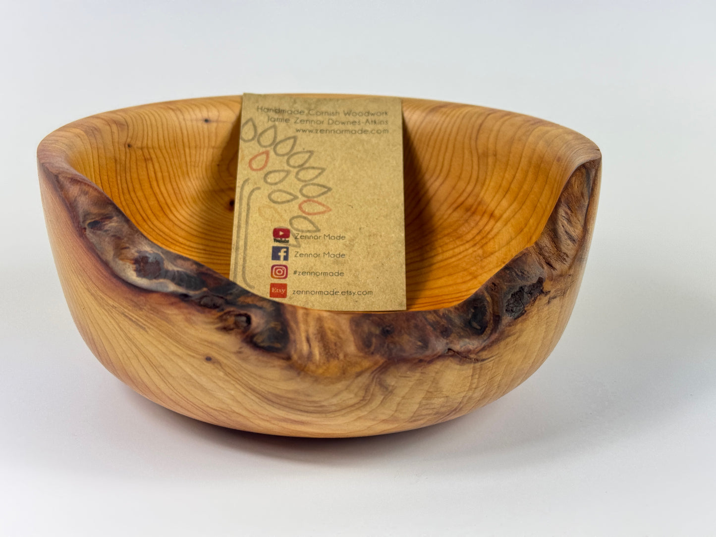 Cornish Yew bowl 15cm