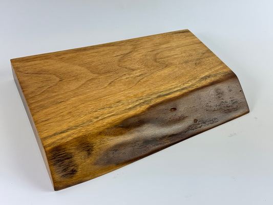 Walnut Chopping board 22 x 17cm