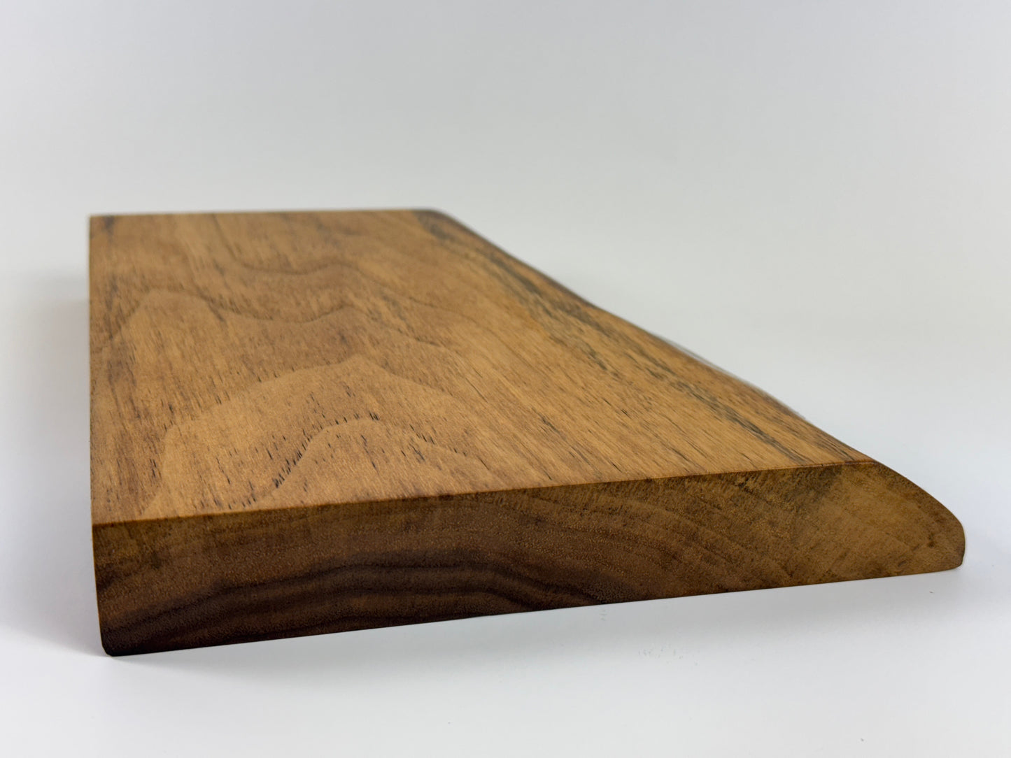 Walnut Chopping board 22 x 17cm