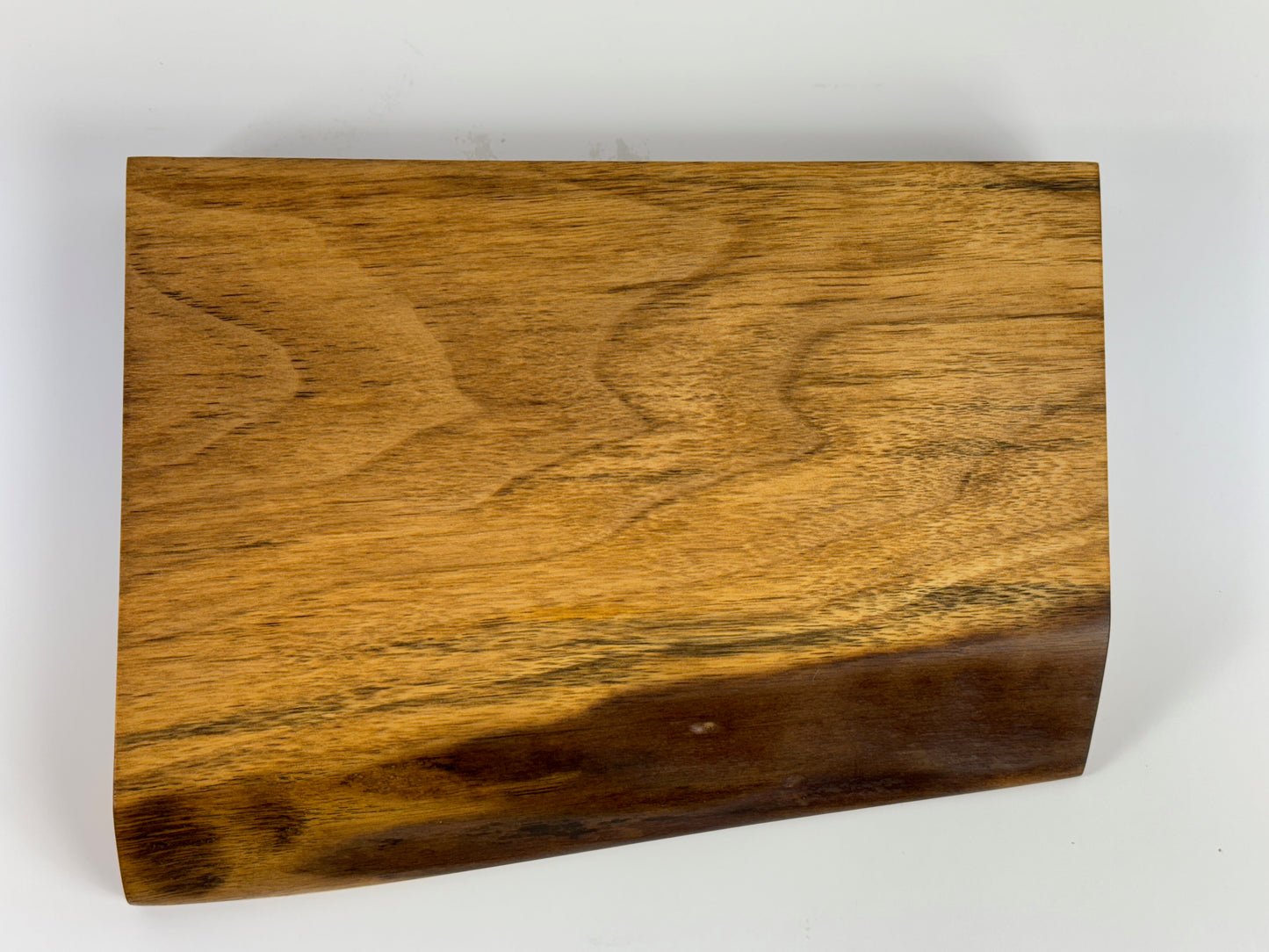 Walnut Chopping board 22 x 17cm