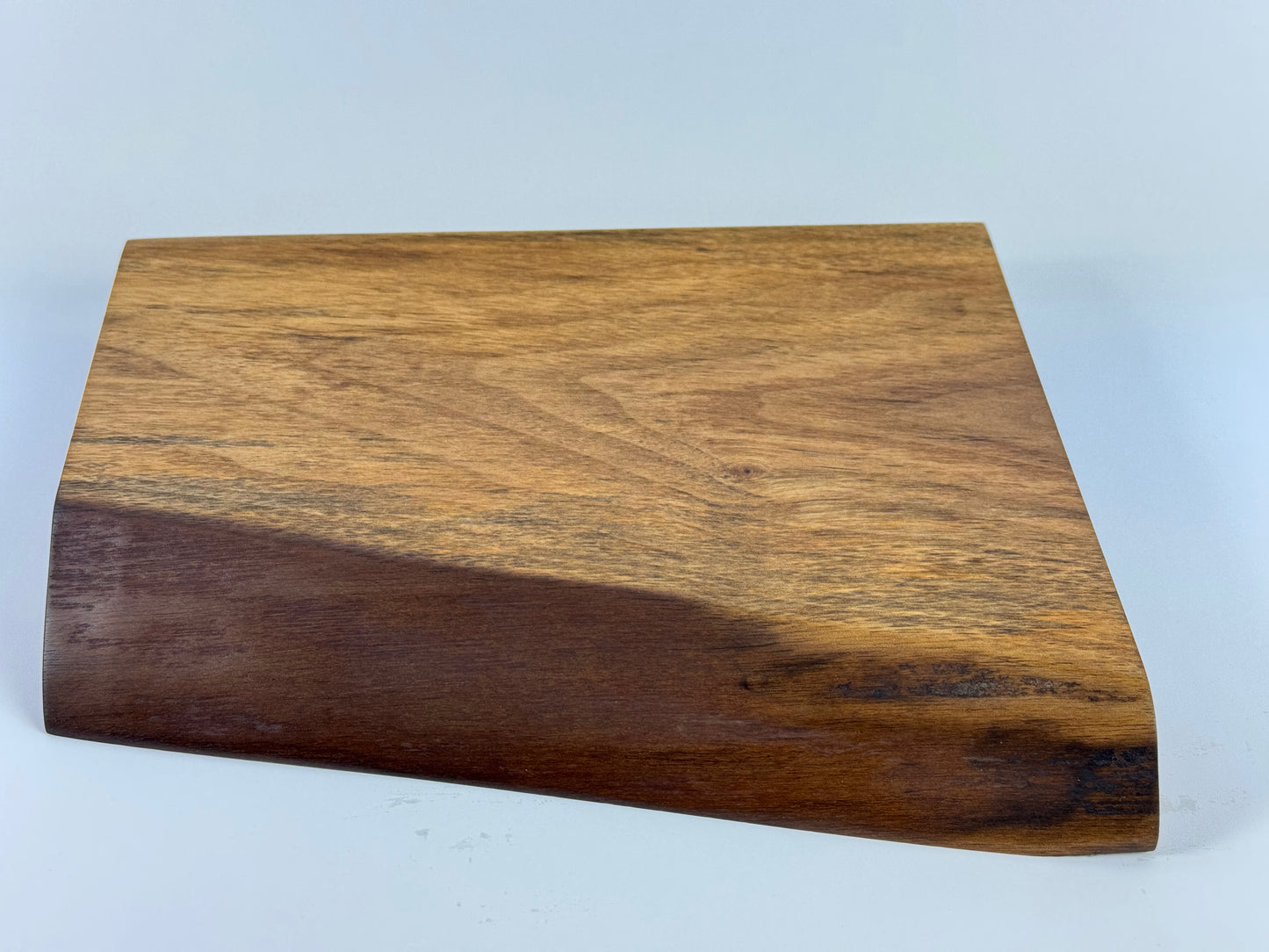 Walnut Chopping board 24 x 17cm