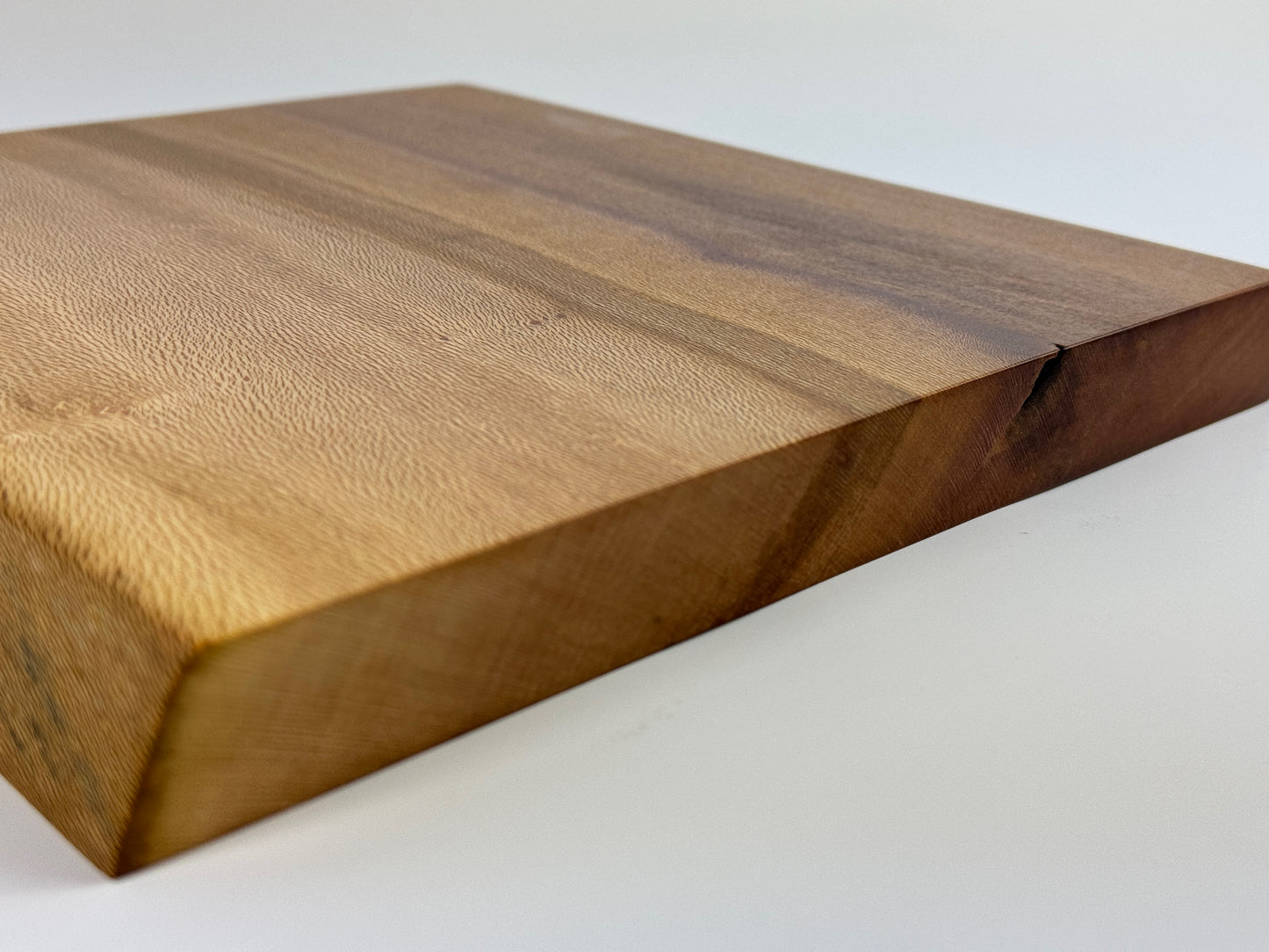 London Plane 23 x 22cm Chopping Board