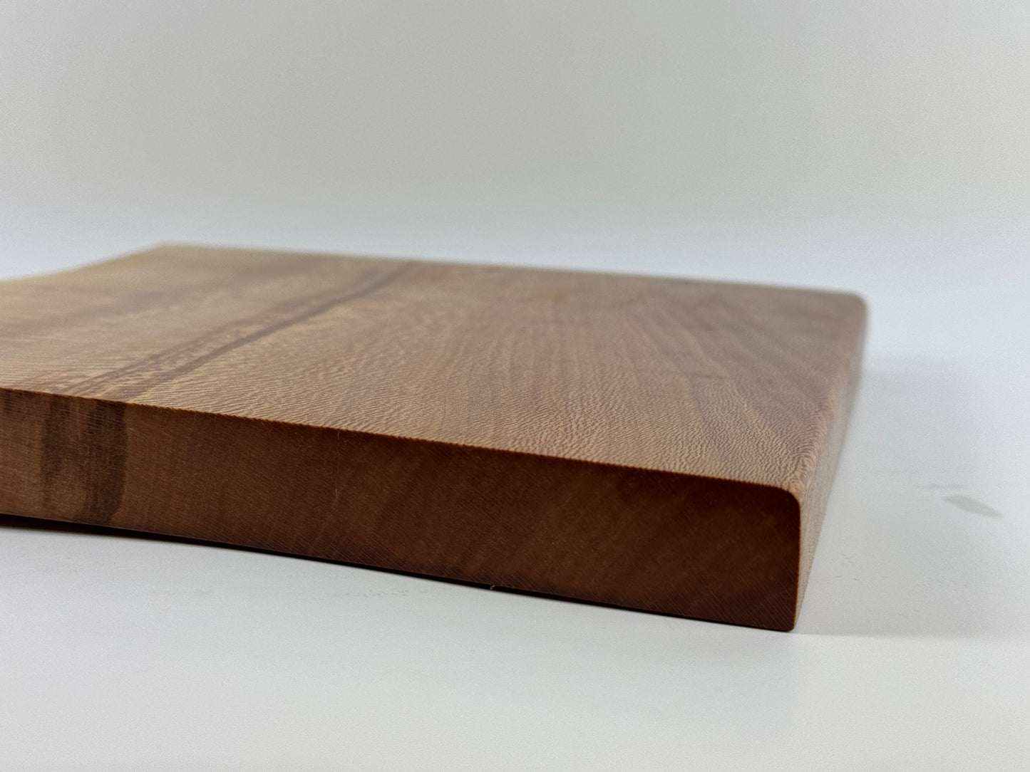 London Plane 24 x 21cm Chopping Board