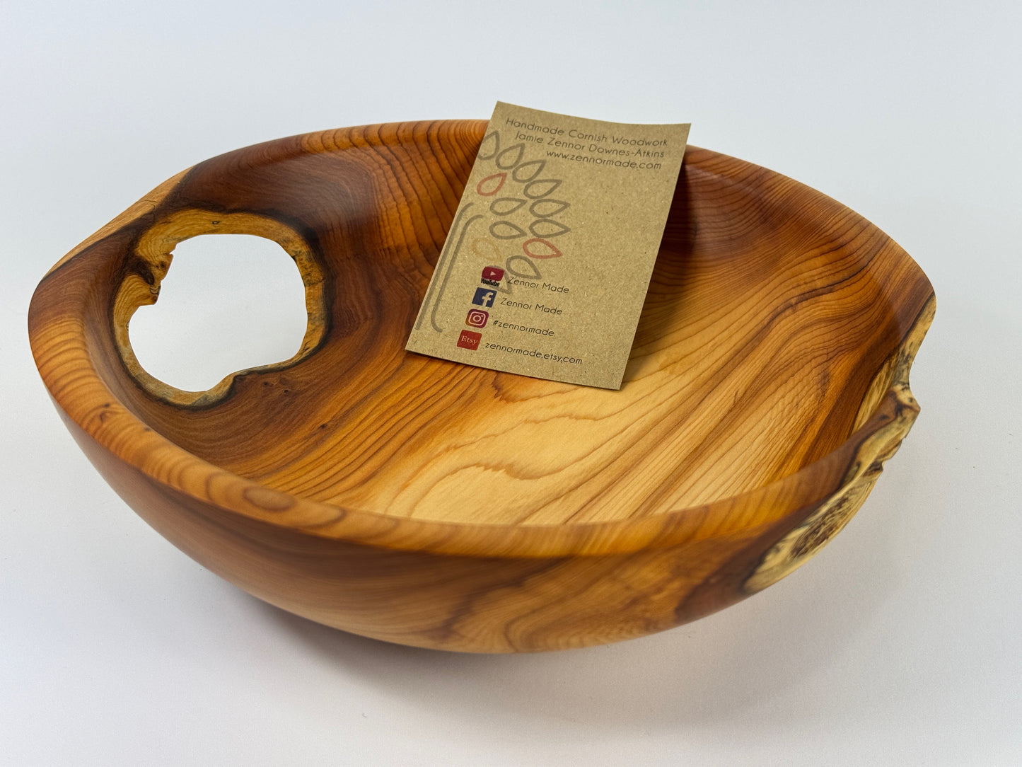 Truro Yew bowl - 20cm