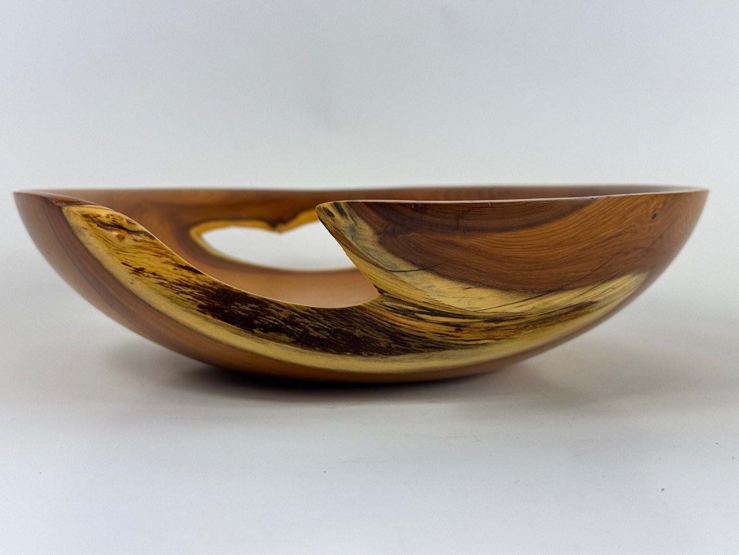 Truro Yew bowl - 22cm