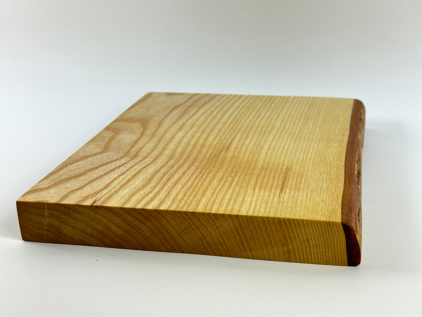 Cornish Ash 25 x 21cm cutting board