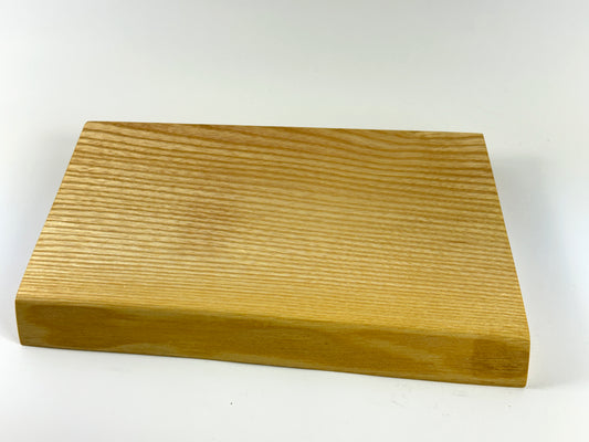 Cornish Ash 30 x 20cm cutting board