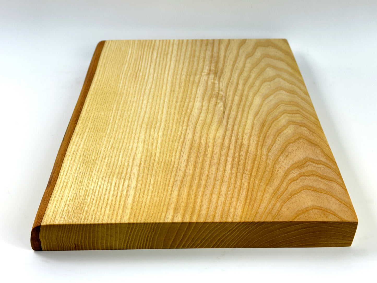Cornish Ash 28 x 23cm cutting board