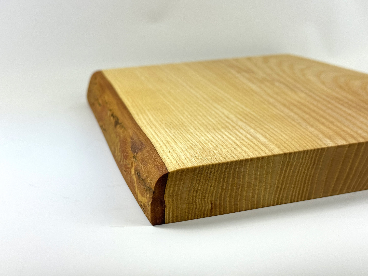 Cornish Ash 28 x 23cm cutting board
