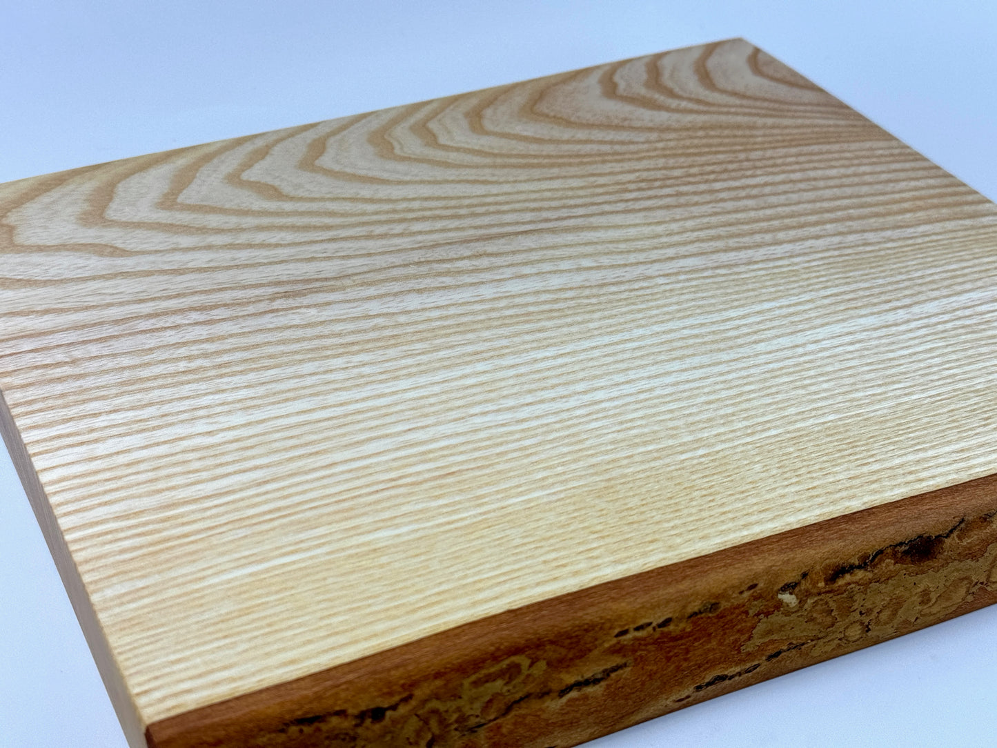 Cornish Ash 28 x 23cm cutting board