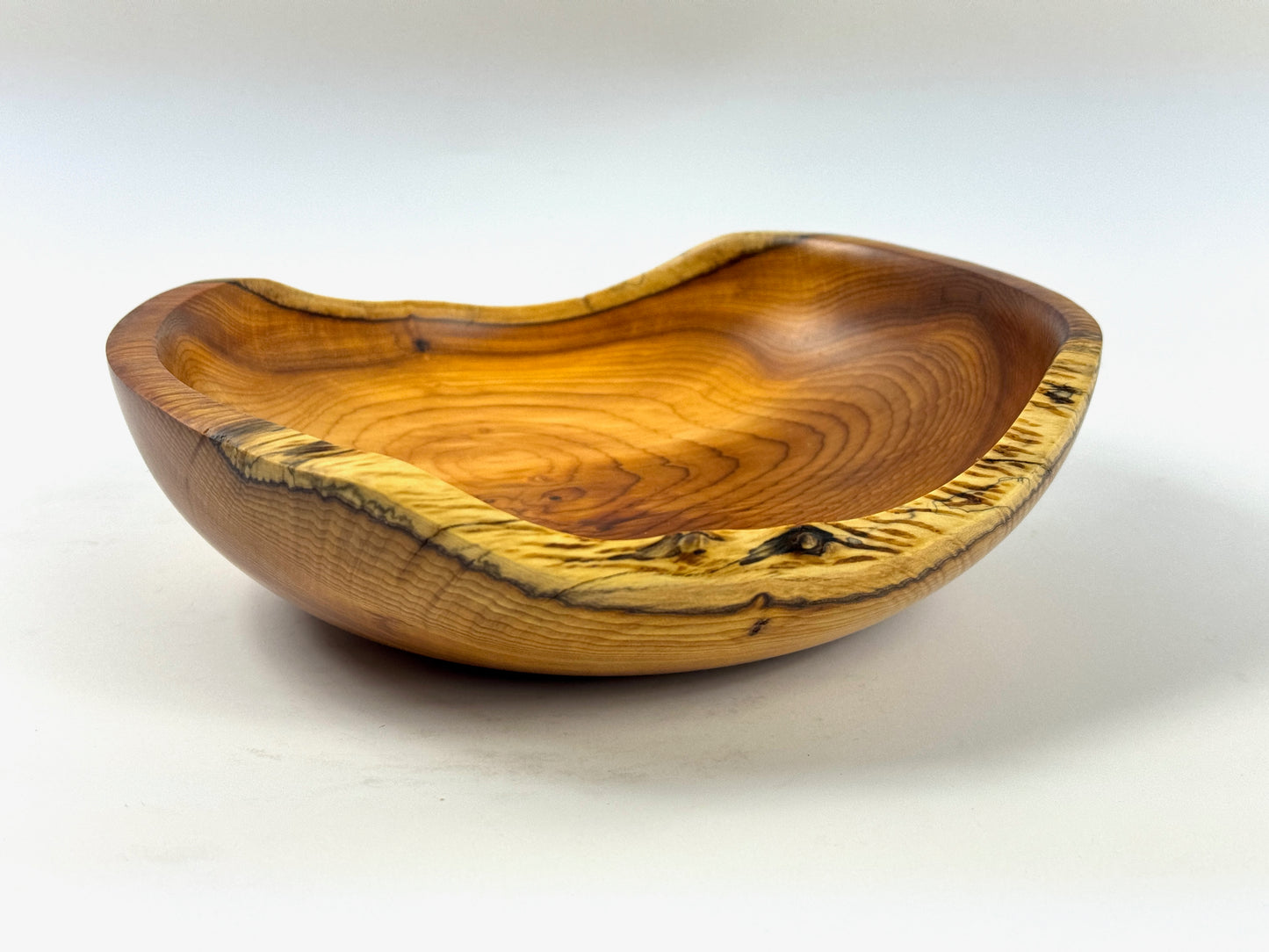 Cornish Yew bowl 18.5 cm