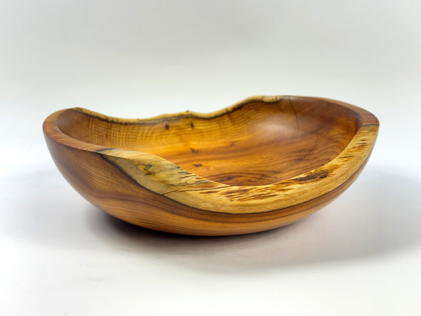 Cornish Yew bowl 18.5 cm