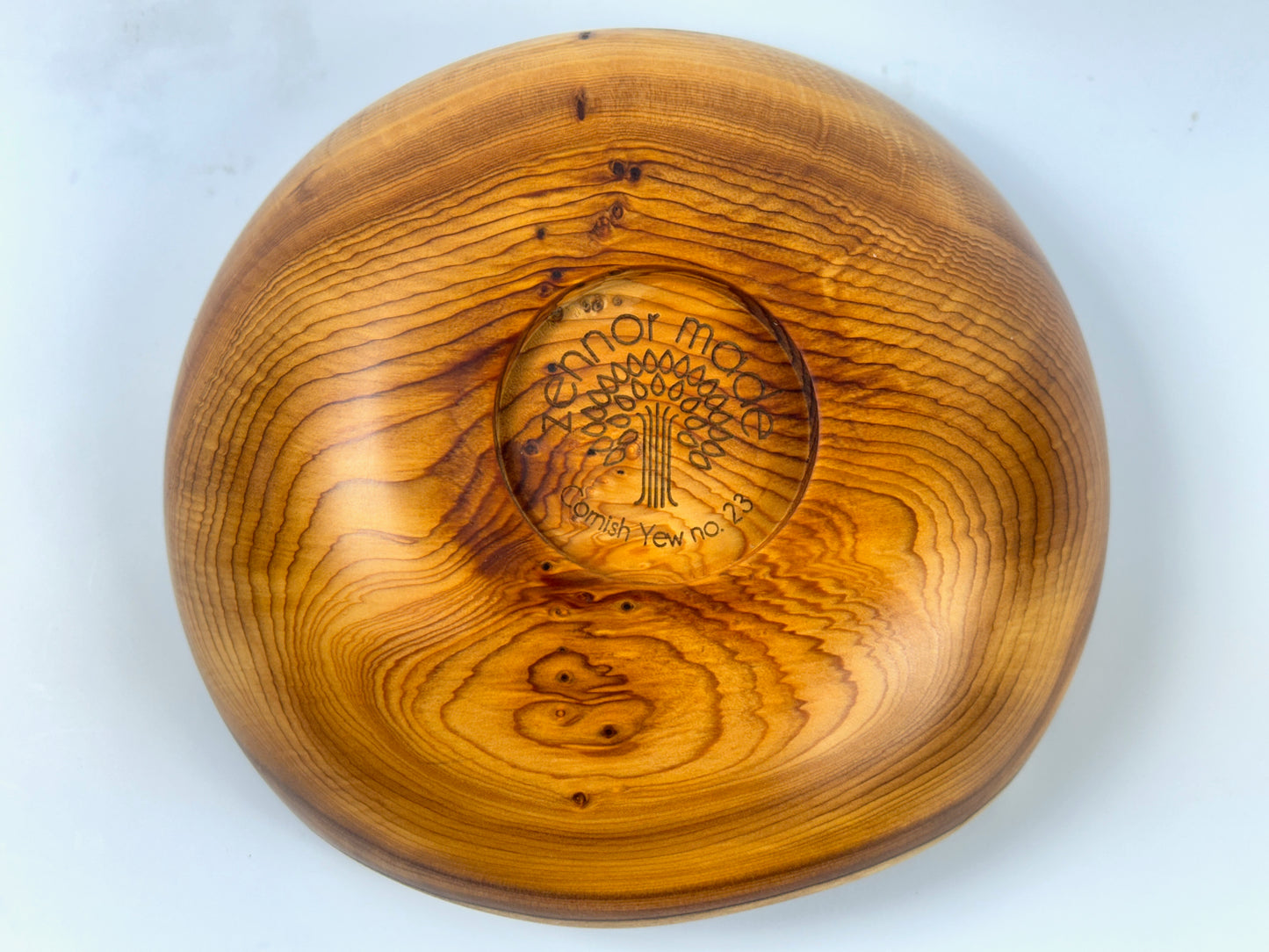 Cornish Yew bowl 18.5 cm