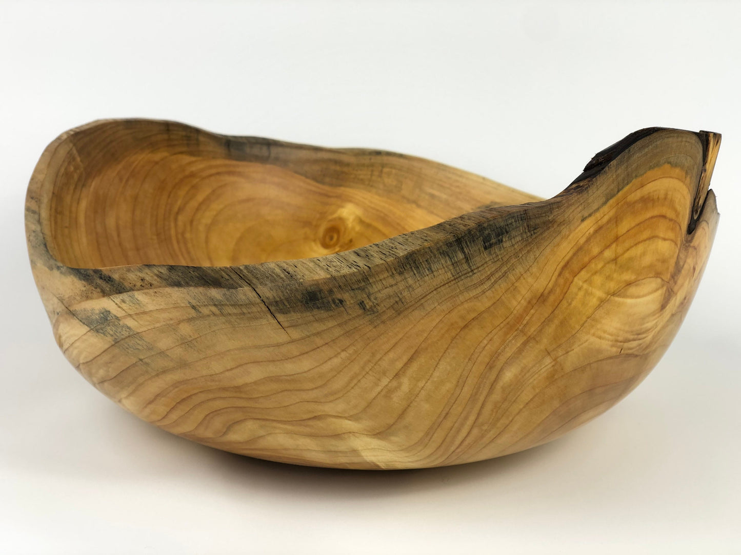 Cornish Macrocarpa no. 5 bowl